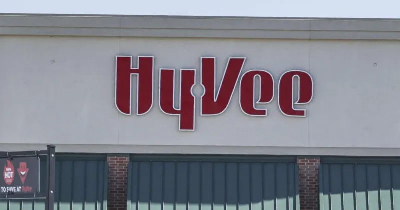 Hy-Vee in Bloomington supporting local children with balloon donations