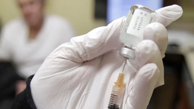 Updated flu shots are available in Arizona. Should you get one now?
