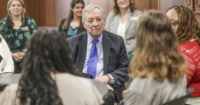Durbin hears from Illinois Wesleyan students benefitting from nursing investment