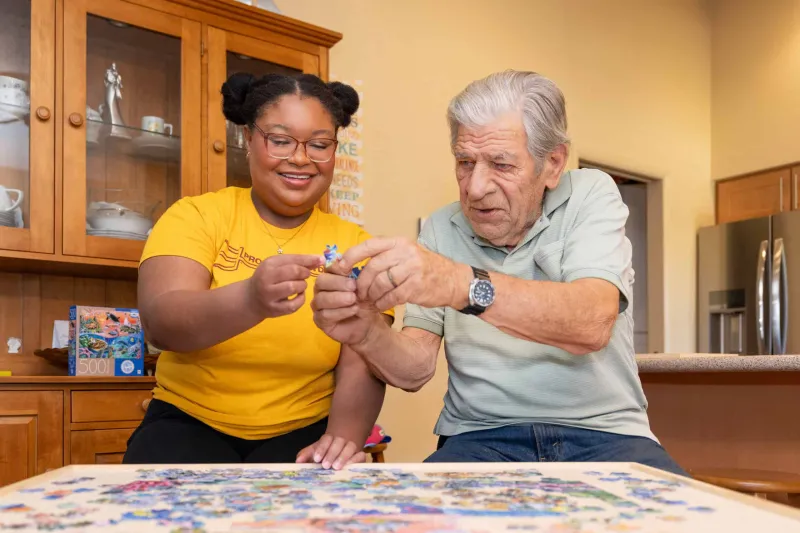 Hospice of the Valley Awarded Grant to Support First-of-its-Kind In-Home Dementia Program