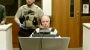 Police: Arizona man, 92, killed wife over money