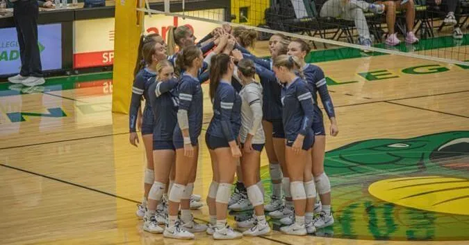 Heartland volleyball falls to No. 9 Parkland in MWAC opener