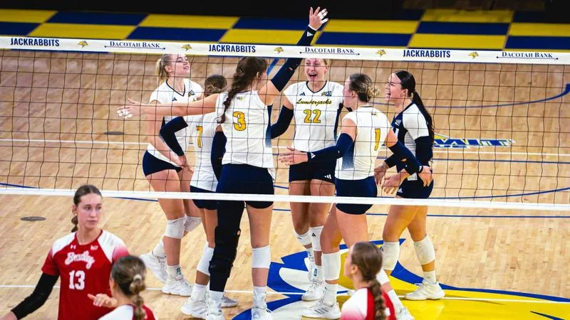 Northern Arizona Splits Matches at SDSU Invitational