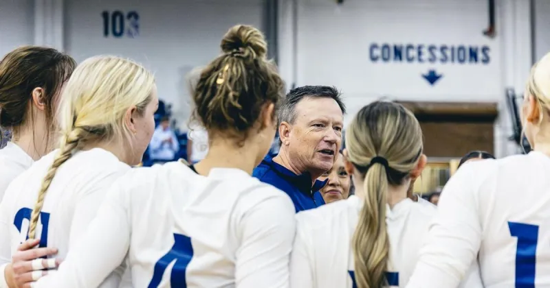 NAU ROUNDUP: Volleyball goes 2-1 at South Dakota State Invitational