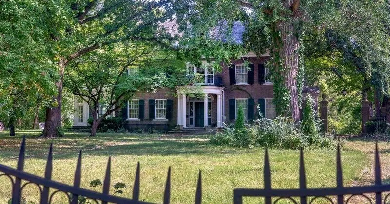 Historic Peoria home built by Caterpillar leader will be auctioned