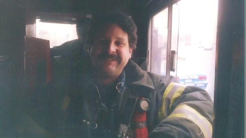 Retired firefighter who aided 9/11 recovery in need of kidney