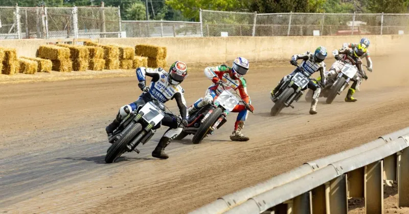 Mattoon's Daniels dominates American Flat Track SuperTwins again