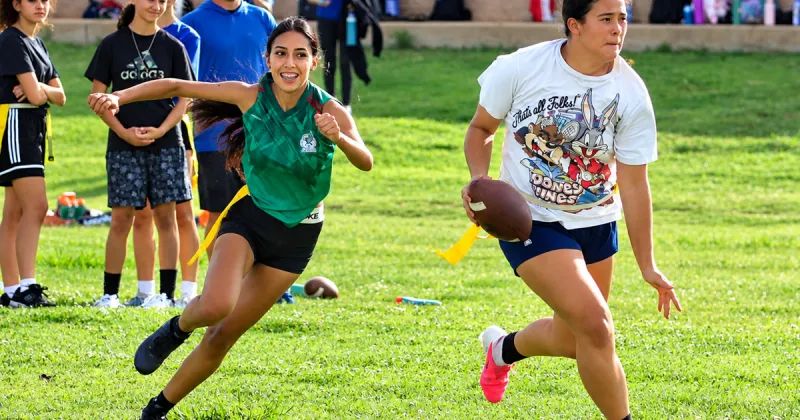 Buena flag football kicks off third season Tuesday against Desert View