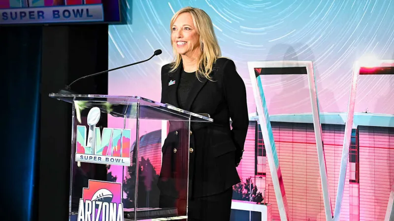 Jay Parry Receives Inaugural Violet Bidwill Legacy Award