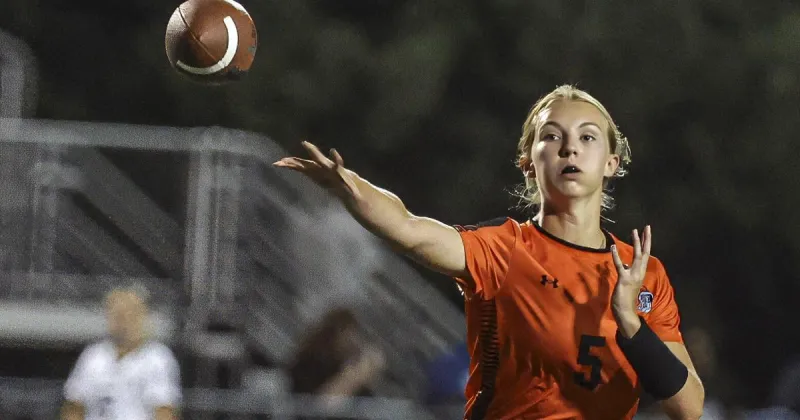 Bailey Engel finding time to excel for two Normal Community teams this fall