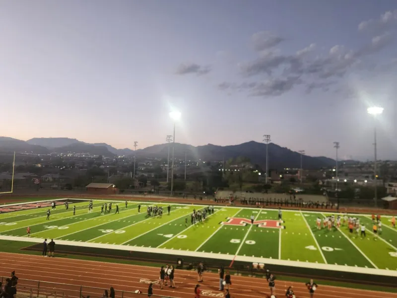 Morenci grinds out 20-6 win over Globe