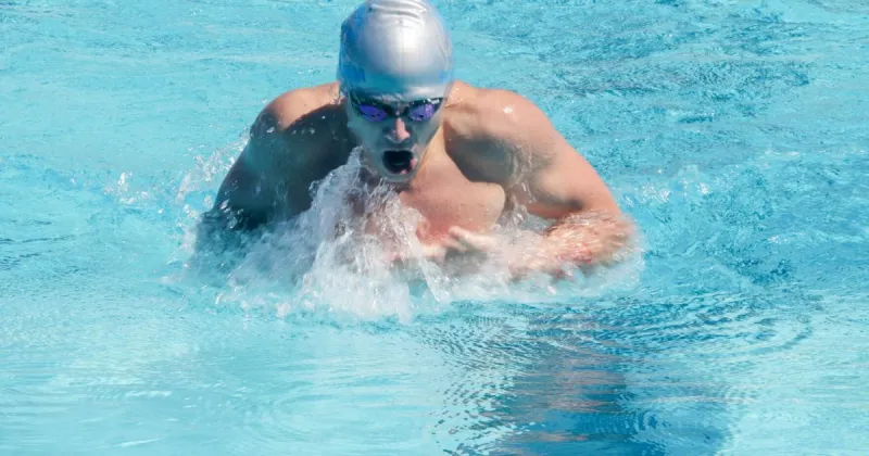 Buena swimmers rack up state qualifying times at Oro Valley Invitational