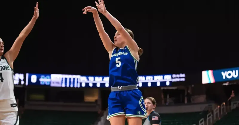 Illinois State women's basketball adds Van Schaik for approaching season