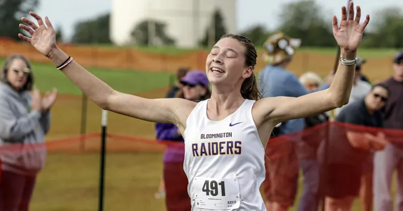 University High wins boys and girls Intercity cross country races