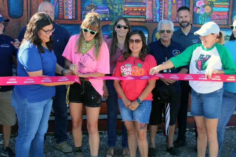 Ribbon-cutting celebrates Safford Library's new mural