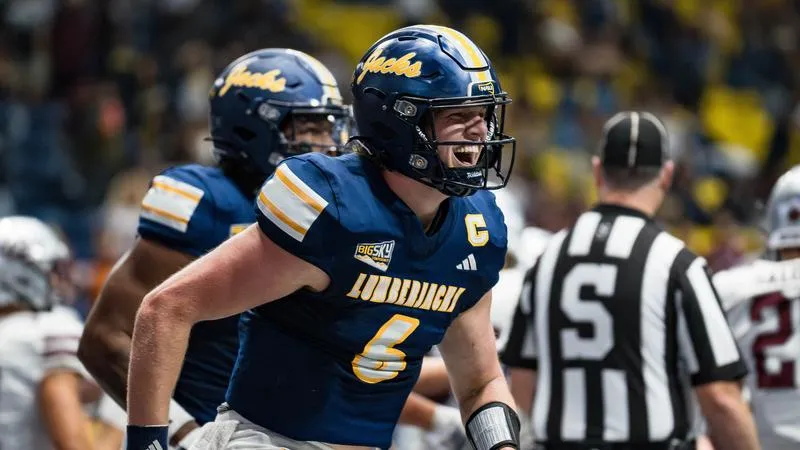 Pennington's Six Touchdowns Power No. 13/14 Northern Arizona Past No. 2/3 Montana