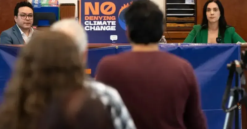 Arizona 'cannot afford to wait any longer' on climate change, Democrats say at town hall