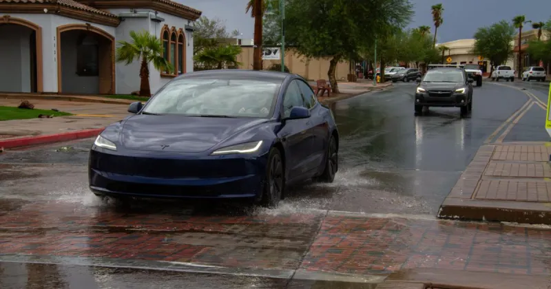 Havasu sees deluge as flood warning remains in effect