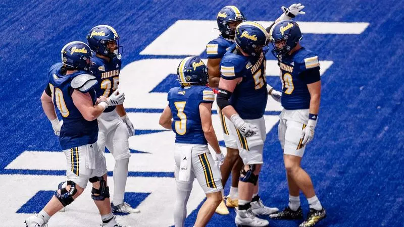 Northern Arizona Football Rises into Top 10 for First Time Since 2013