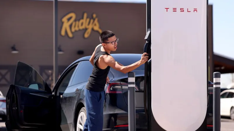 Tucson's newest charging station