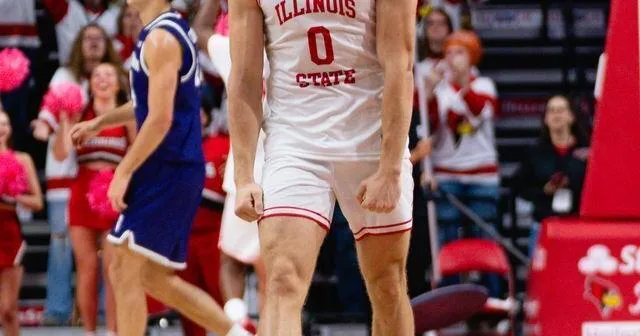 Grand debut for Noah Cleveland as Illinois State knocks off Northwestern in exhibition