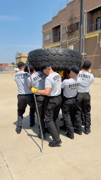 Recruit Teambuilding #westmetrofirerescue #firefighter (Video)