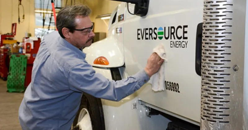 CT gubernatorial candidates criticize Eversource's rate hike request
