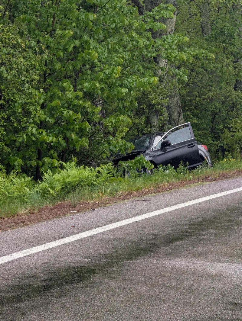 State police send out canine unit after crash in Woodstock Sunday, road closed for hours