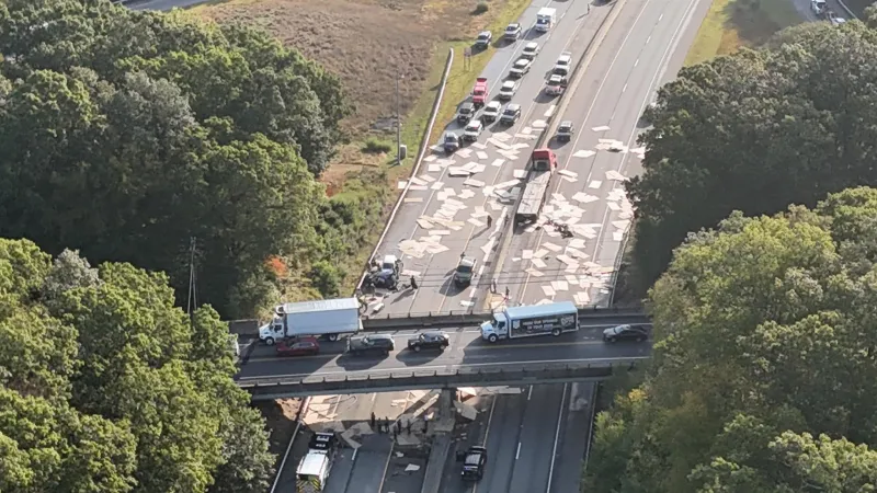 Texas truck driver was inattentive in leadup to fatal I-95 crash in Westbrook, warrant says