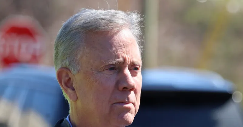 Lamont signs new CT gun law. GOP lawmakers claim it's unconstitutional