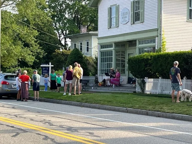 Make Music Old Lyme Returns June 21 with Stroll, Pickin' Party and More