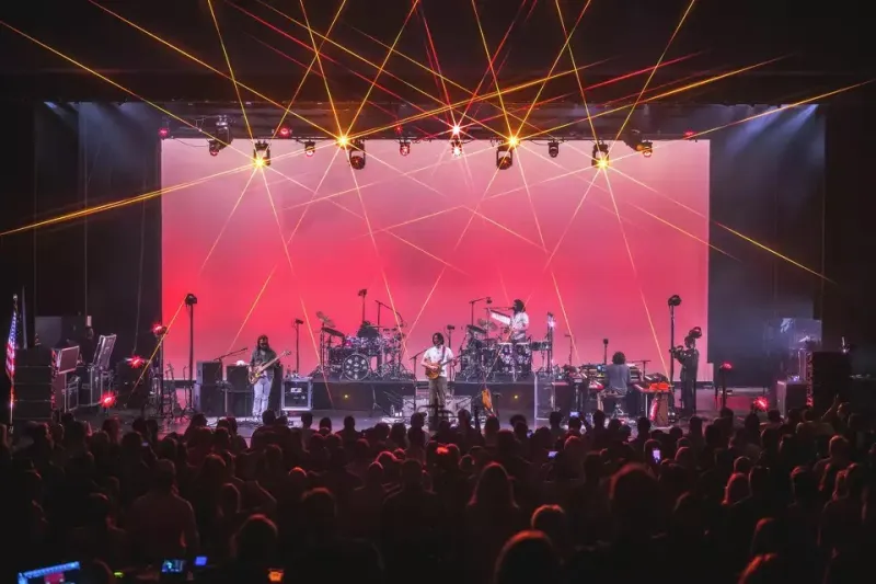 Connecticut man dies after fall during Goose concert at Madison Square Garden, police say