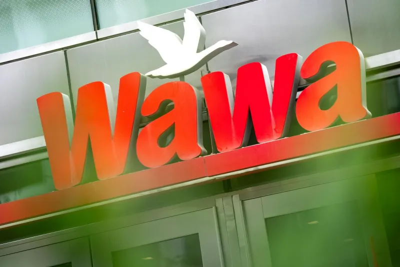 Tri-State Area Couple's Baby Arrives in a Wawa Parking Lot