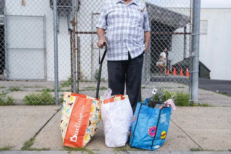After losing SNAP benefits, some CT refugees are struggling to afford food