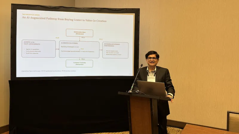 University of New Haven Marketing Professor Earns National Award for AI Research