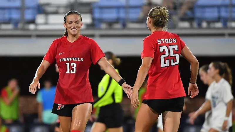 Stags Travel to UMass Lowell on Sunday Night