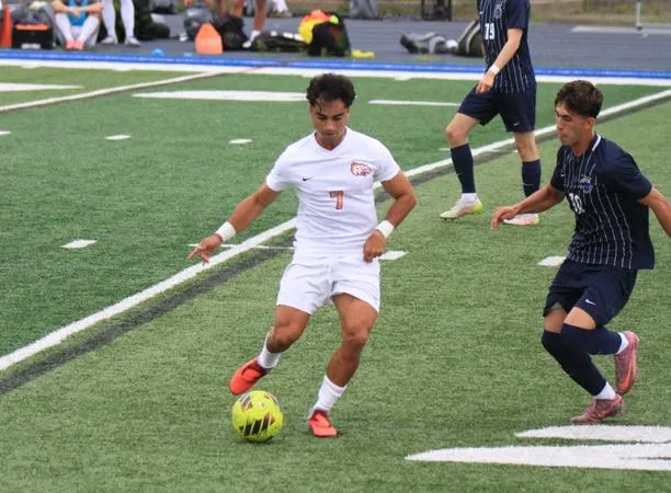 Men's soccer ties in scoreless stalemate against Franklin Pierce
