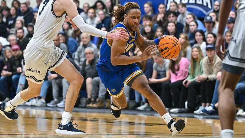 New Haven Men's Basketball Alumni Ty Perry Signs in Spain