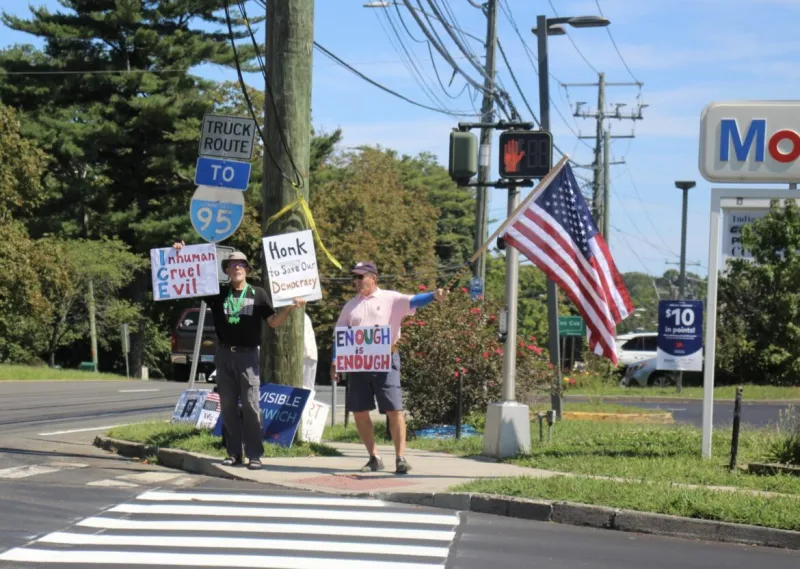 With More Honks, Weekly Protesters Say Tide Turning against ICE Tactics