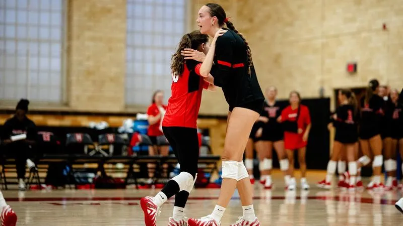 Stags Fall in Straight Sets in Weekend Opener at Harvard
