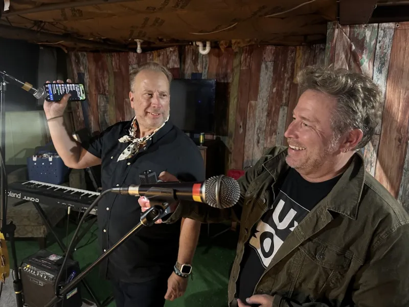 Lyme-Old Lyme Teacher Brett Eckhart Goes From Classroom to Stage With '90s Alt-Rock Reunion