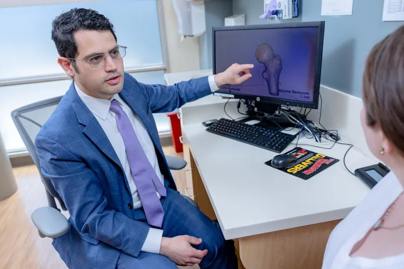 Avascular necrosis: Causes, symptoms, and diagnosis