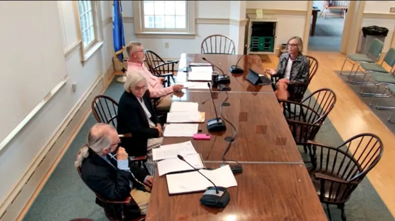 Old Lyme Looks At Reining In Rainy Day Fund