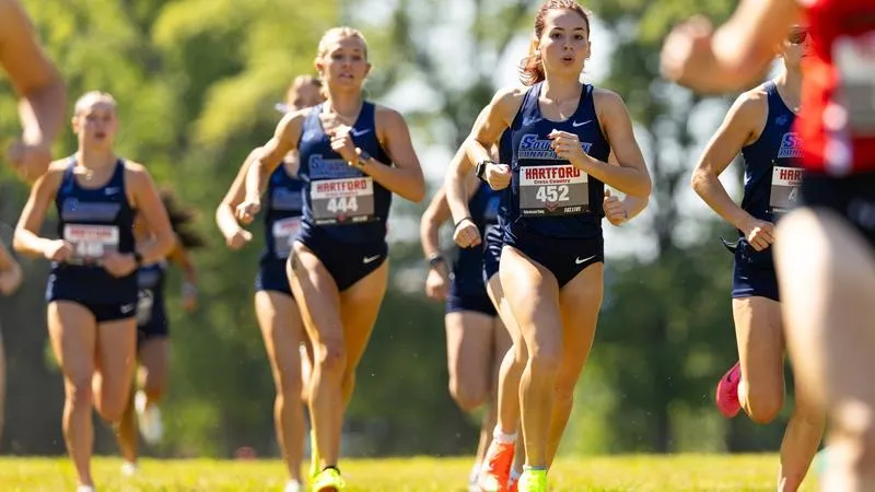 SCSU Women's Cross Country Finishes 2nd At Season-Opening UHart Invitational