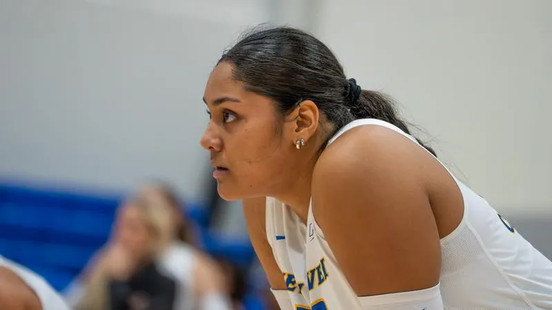 Alefaio Gets All-Tournament Honors, Johnston Records 500th Assist; New Haven Volleyball Falls at Bearcat Classic
