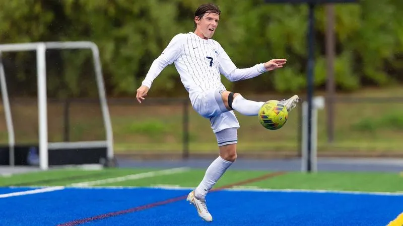 SCSU Men's Soccer falls to Mercy 2-1