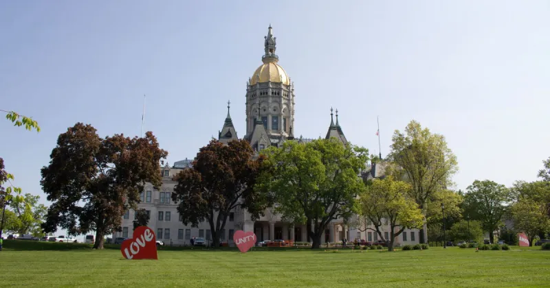 CT Democrats, Republicans make affordability a campaign focus