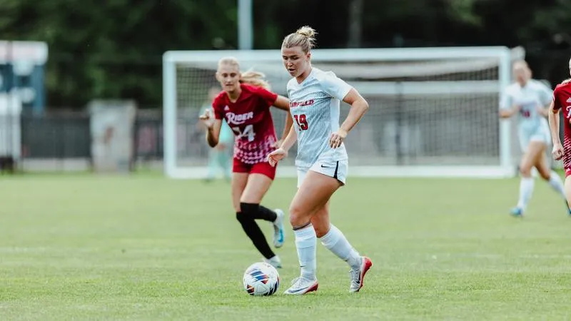 Stags Net Six to Stay Perfect in Metro Play