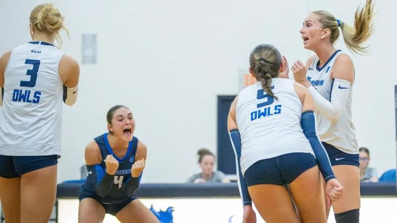 SCSU Volleyball Wins Fourth-Straight With Sweep Of D'Youville