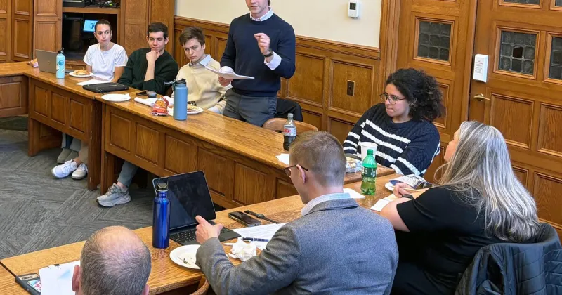 Research targets troublesome traffic light and other problems vexing Connecticut